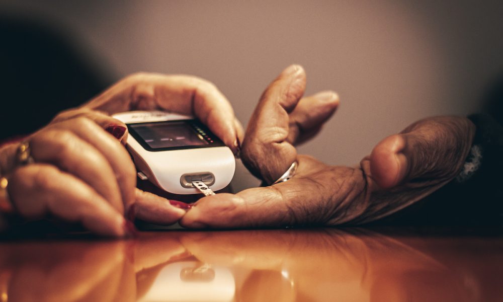 Blood sugar monitoring devices pose challenges for older adults