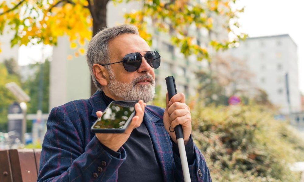 New apps help visually impaired users see the world differently