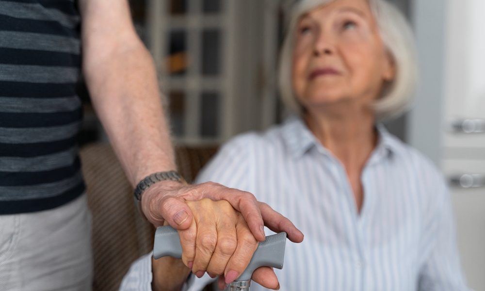 Hand wringing may signal advanced dementia